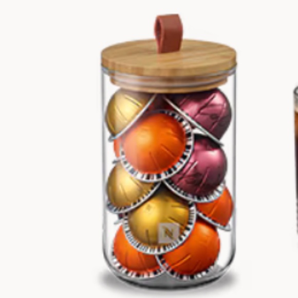 Nespresso coffee capsule display, glass jar with bamboo airtight lid - Picture 1 of 1
